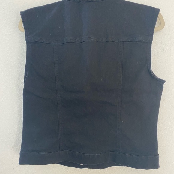 Only Black Denim Vest in size XS (never worn) - Picture 4 of 4